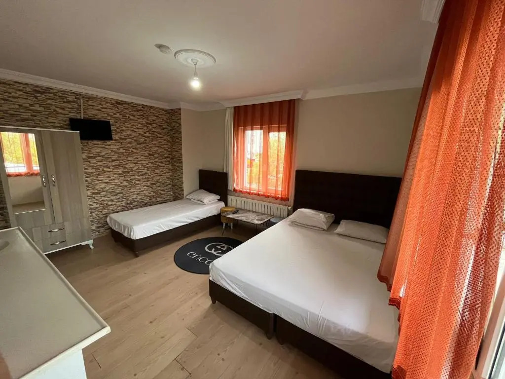Yeşi̇l İda Pansi̇yon