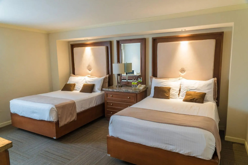 Rose Hotel