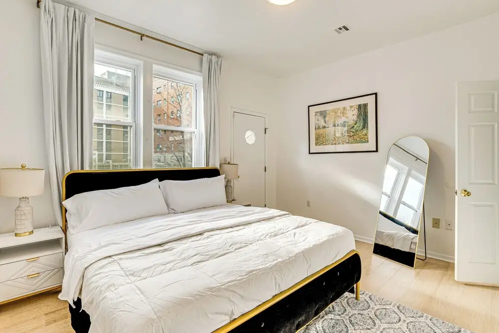Near Prudential Center, Metlife: Extended-stay Hub