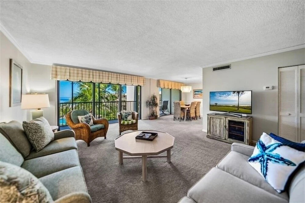 Sea Oats 335 2 Bedroom Condo by RedAwning