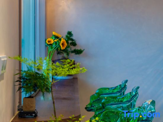 Tonglu Yaoyue Lanshe Homestay (OMG Heartbeat Paradise)