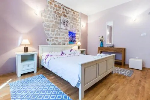 Apartments Quattro Cantoni