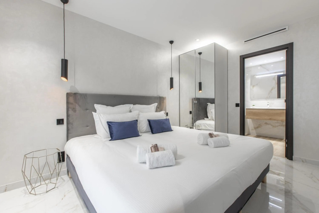 Résidence Topaze - Central - Luxurious - 50m Croisette Palais - LRA CANNES