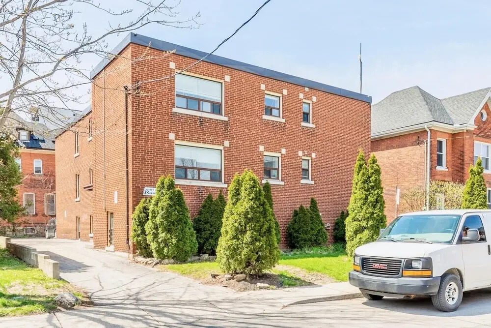 1BR Apt - w King Bed and Netflix- Close to DT