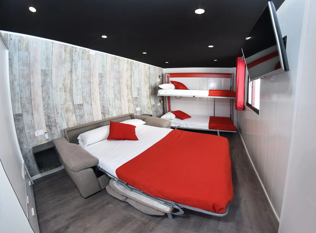 Apartamentos Playa 76