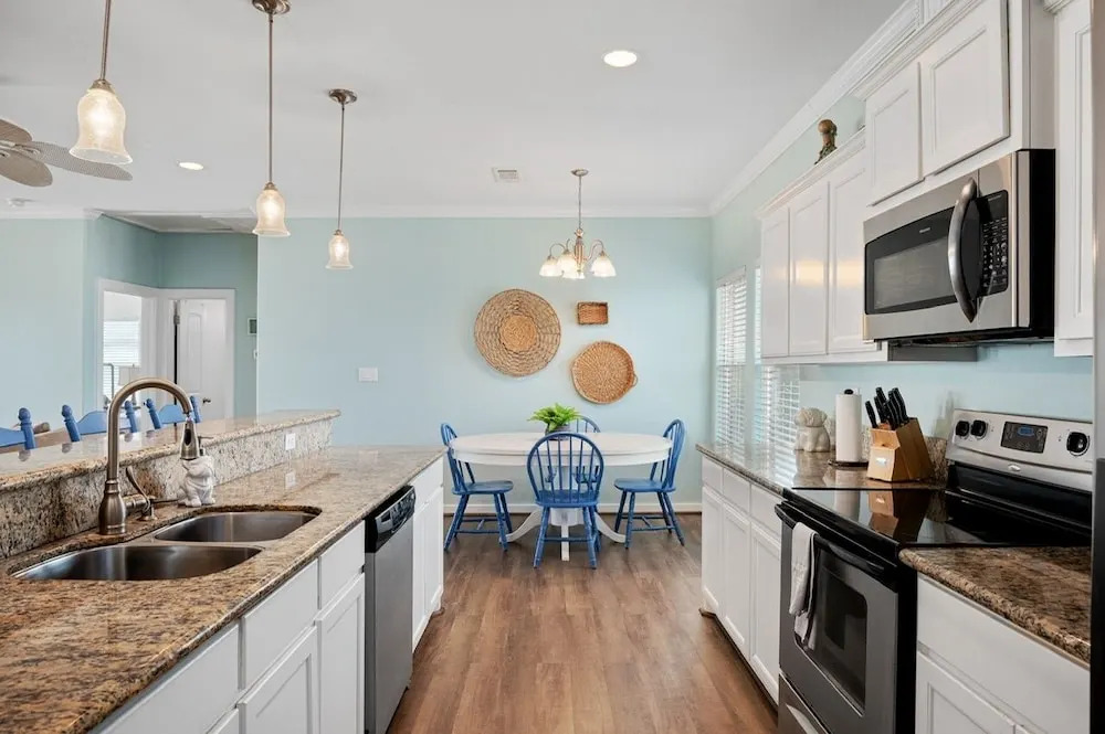 The Peach Pelican 3 Bedroom Home by RedAwning
