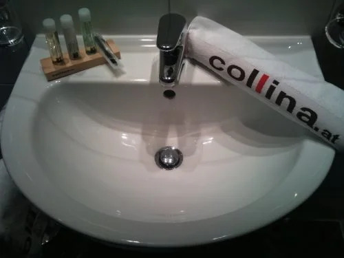 Collina Hotel  More
