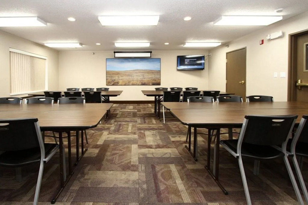New Victorian Inn & Suites Lincoln
