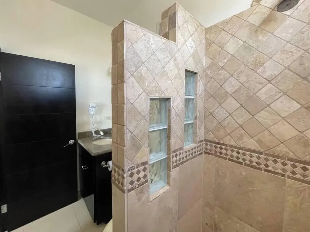 Gated 2BR Apartment Near Sandy Beach