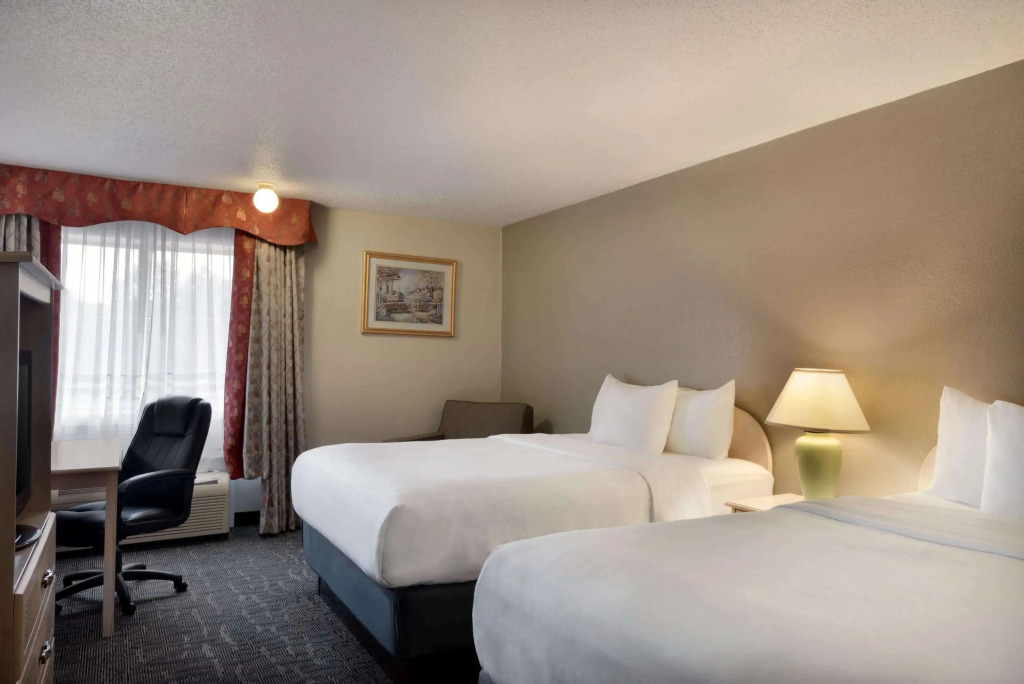 Baymont by Wyndham Des Moines North