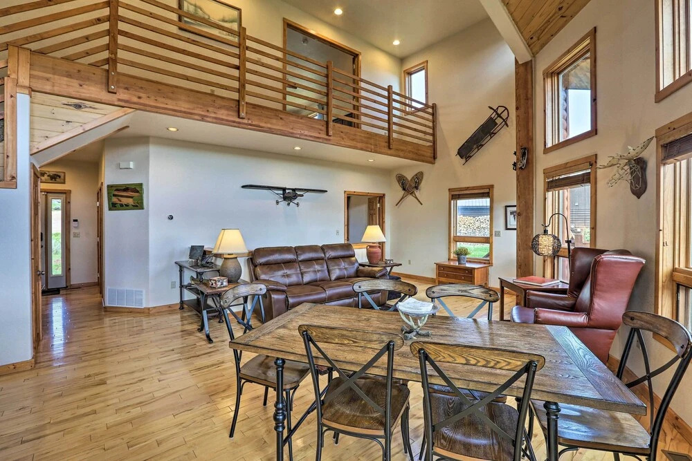 2 Mi to Granby Ranch: Granby Home w/ Hot Tub