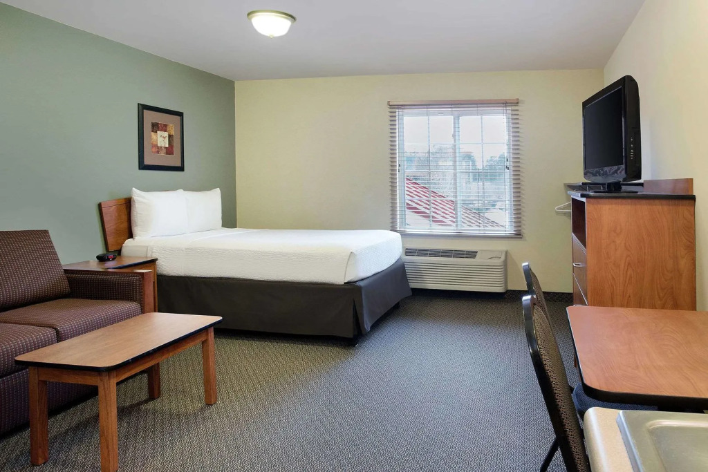 WoodSpring Suites Richmond West I-64