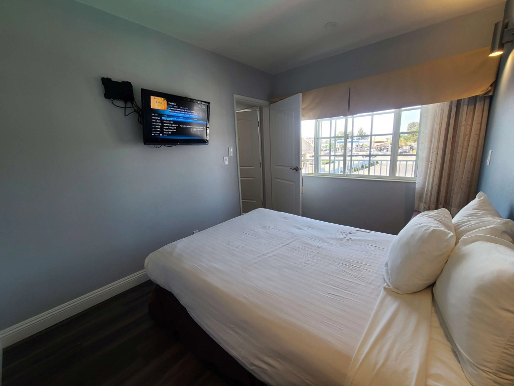 Best Western Orange Plaza