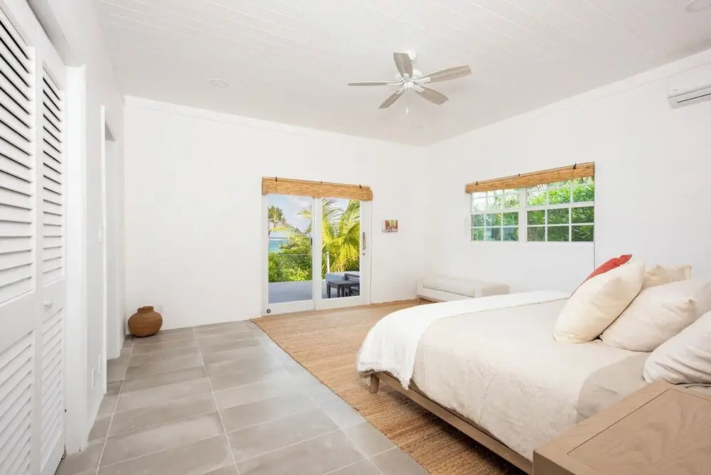 Tranquil Waters: Private Oceanfront Retreat