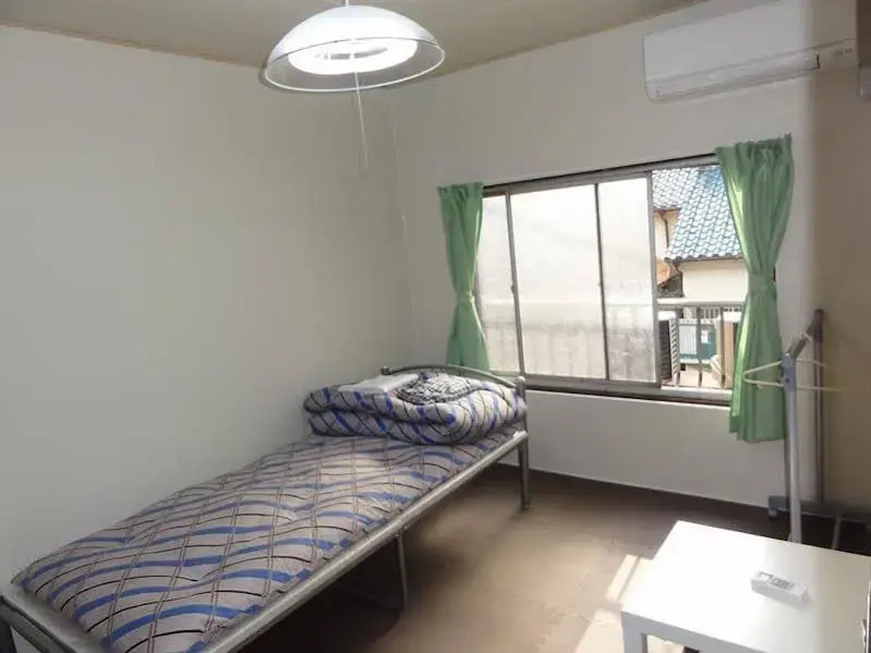 Tennoji Downtown Hostel Women Only (хостел для женщин)