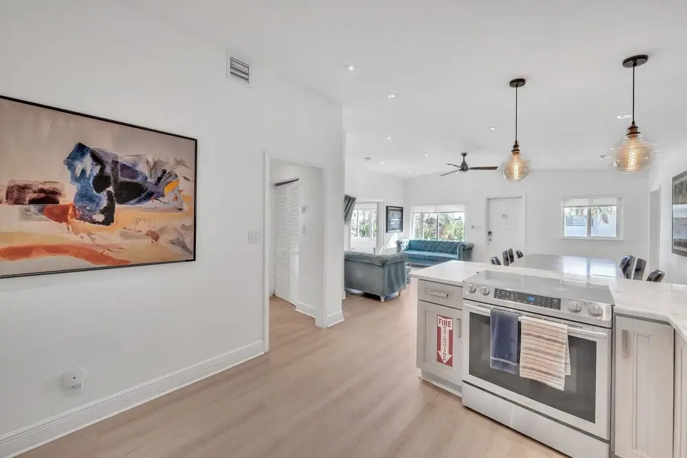 Great for Families & Larger Groups! - Perfect Location, Near FTL Beach With Private Pool by Redawning