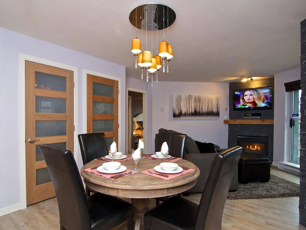 Eagle Lodge 225 by Outpost Whistler