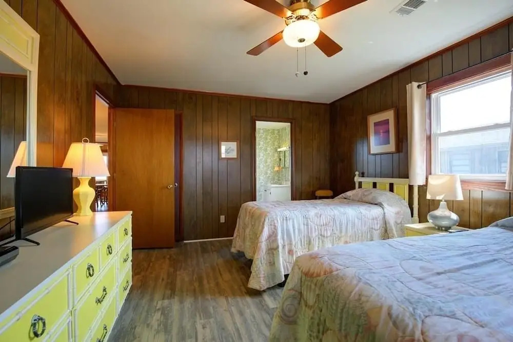 Time Out - 4 Br Home