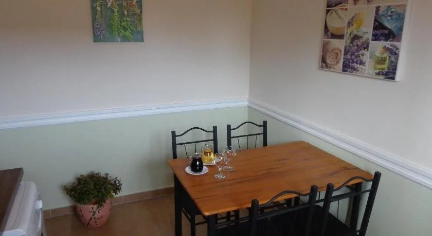 Nyirfa Apartmanház