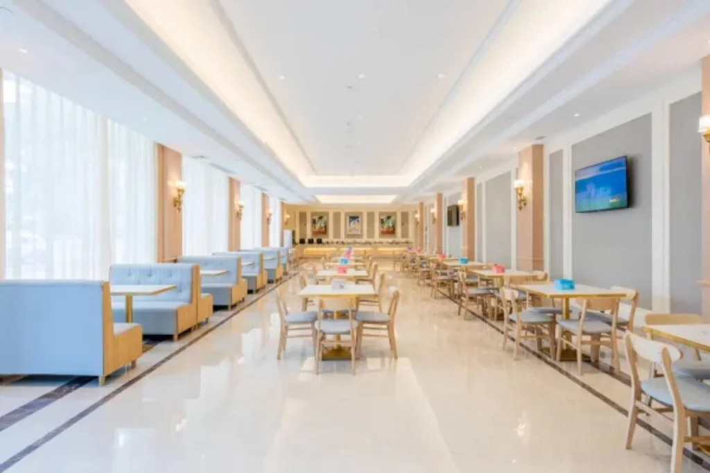 Vienna Hotel (Dongguan Wangniudun Wanghong Hub City)