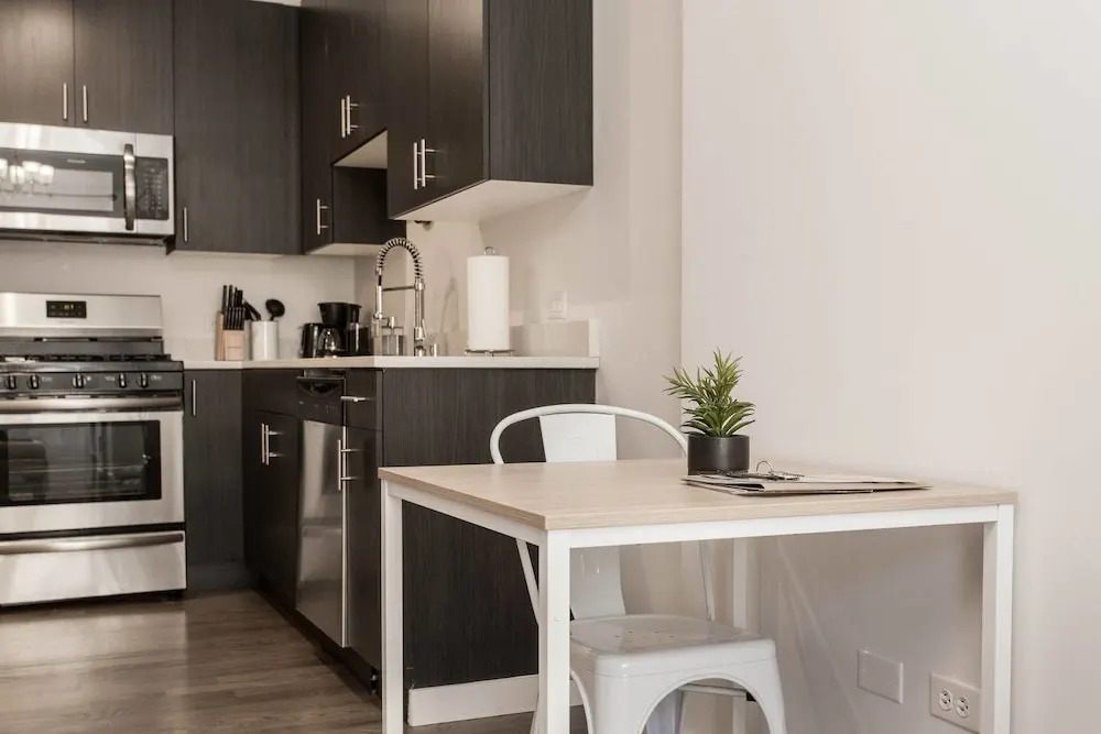 Sycamore Sunset - Modern 1bdr in Downtown