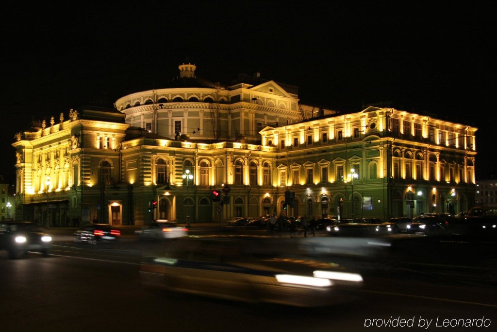 Отель Crowne Plaza St.Petersburg-Ligovsky (Краун Плаза Санкт-Петербург Лиговский)