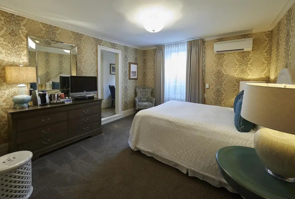 Lititz Springs Inn