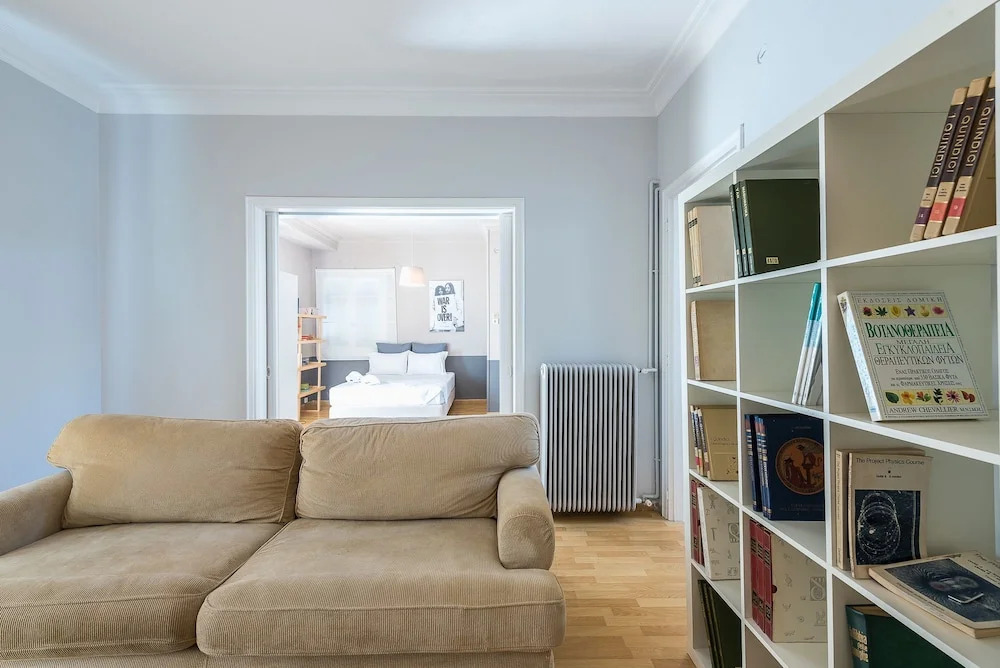 Relaxing Kerameikos Penthouse by Cloudkeys