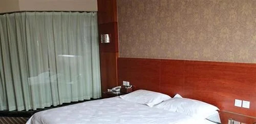 Echarm Hotel (Zhengzhou Conference and Exhibition Center Hongzhuan Road)