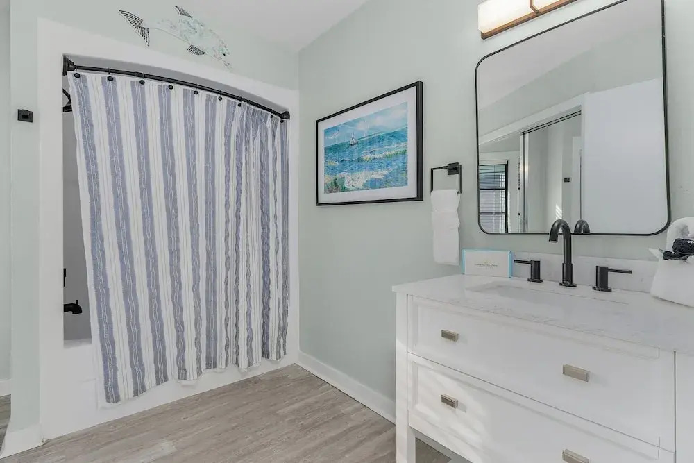 245 Nature View Ct Upper 3 Bedroom Home