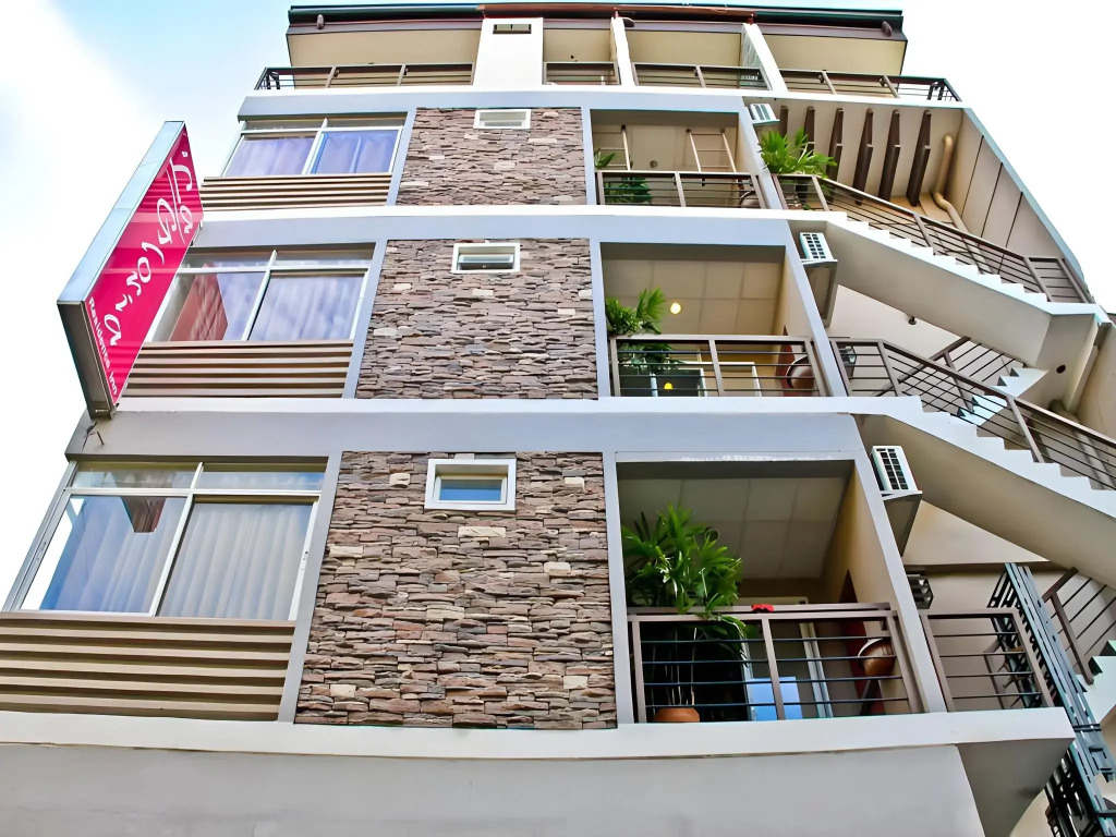 La Gloria Residence Inn