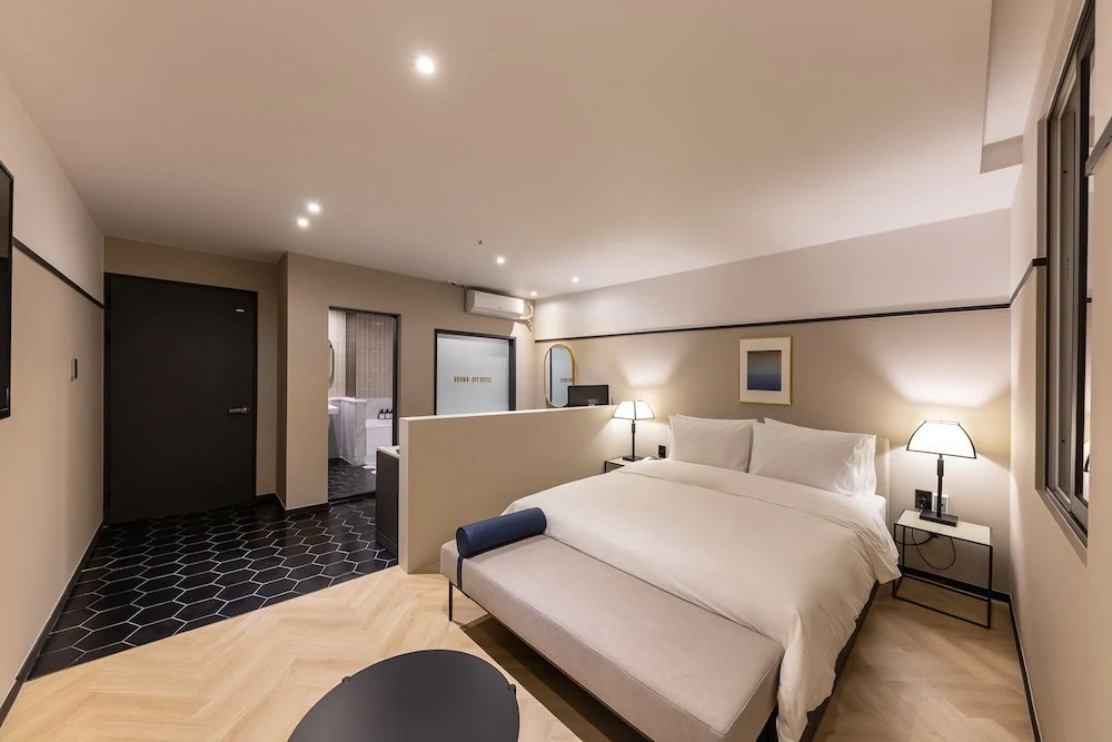 Brown Dot Hotel Seong Seo