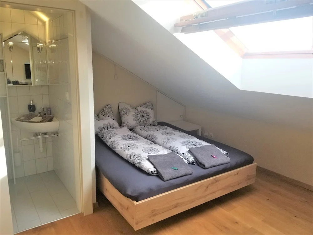 Studio directly by Lake Contance