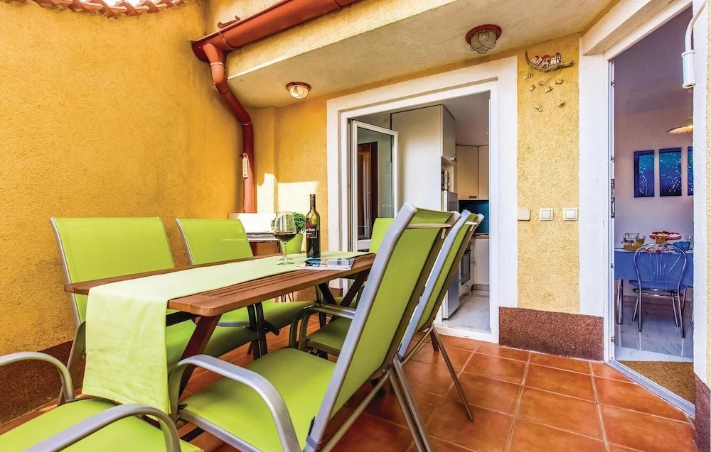 Awesome Apartment in Crikvenica With 3 Bedrooms and Wifi