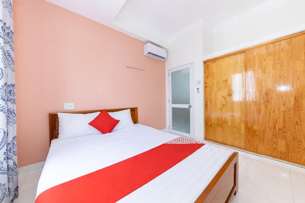Oyo 223 May House