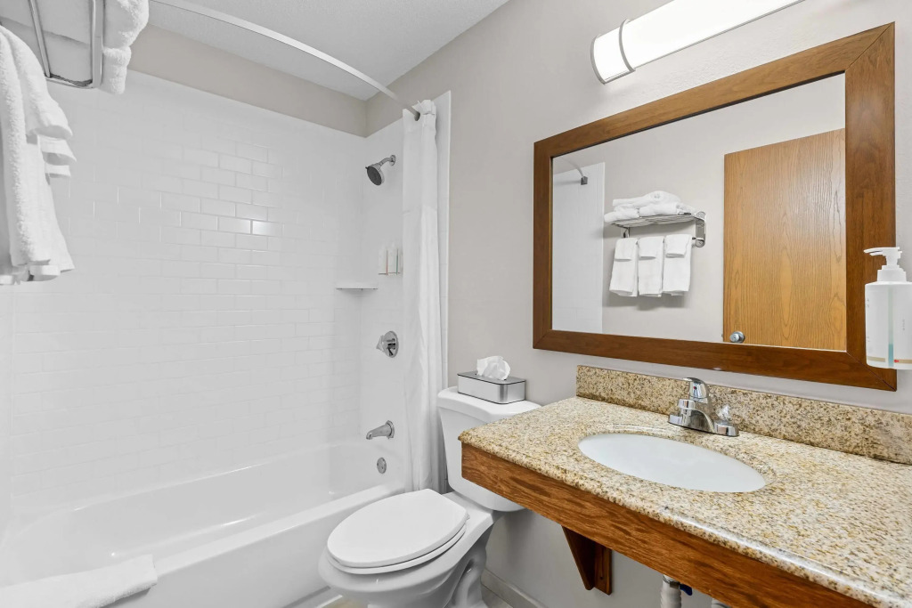 Days Inn by Wyndham Brunswick Bath Area