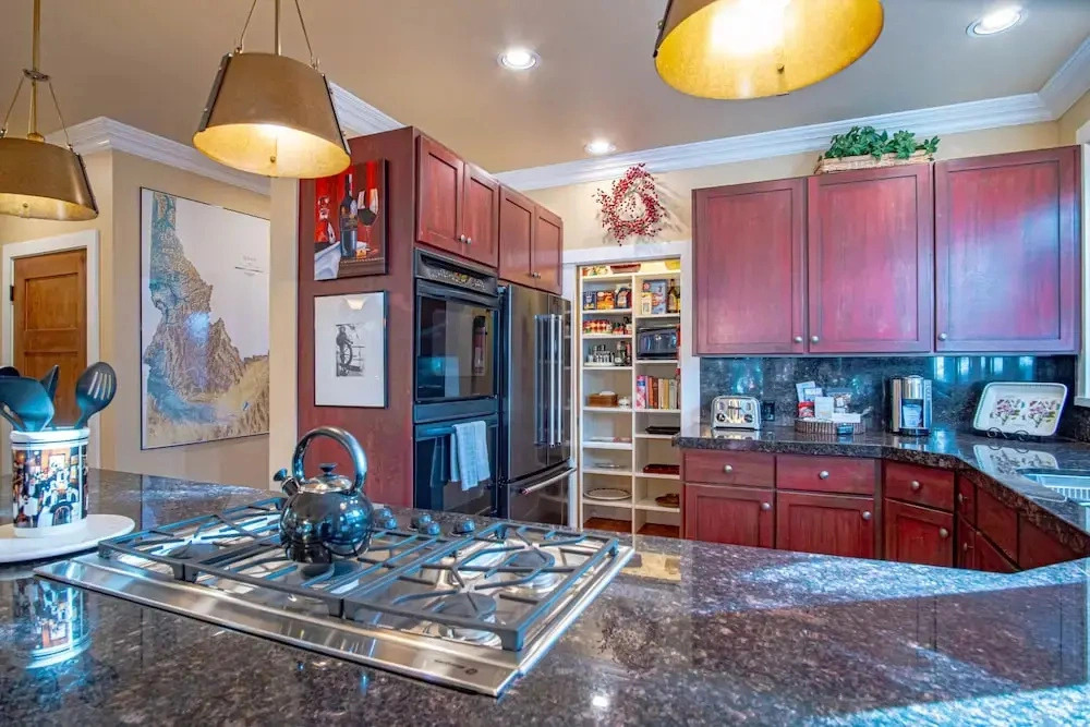 Cozy Ketchum Retreat - Pet Friendly