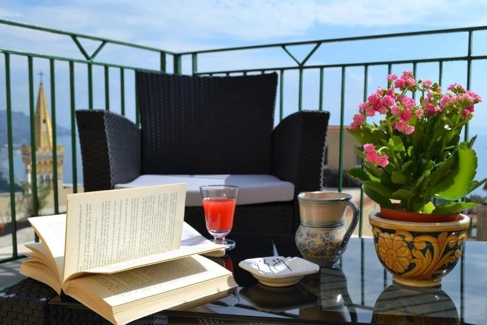 Tauromenion Guest House