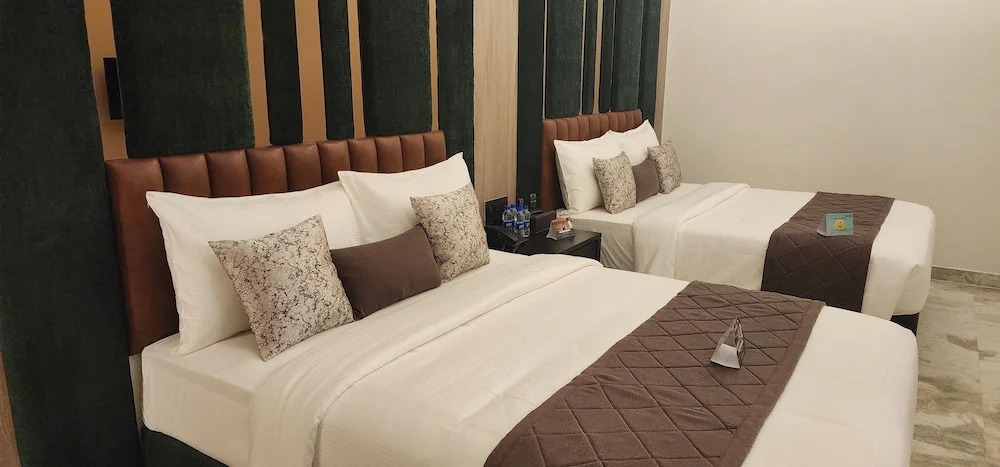 Hotel Star City