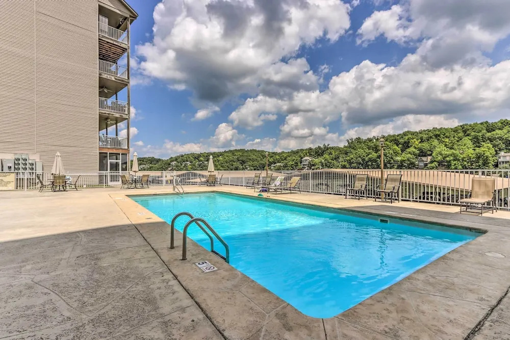 Lake & Poolside Fun! Water-view Camdenton Condo