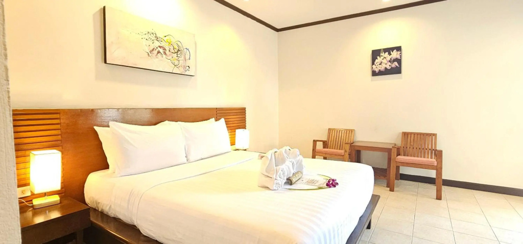Thai House Beach Resort