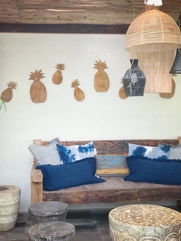 Pineapple Lazy Beach Villa