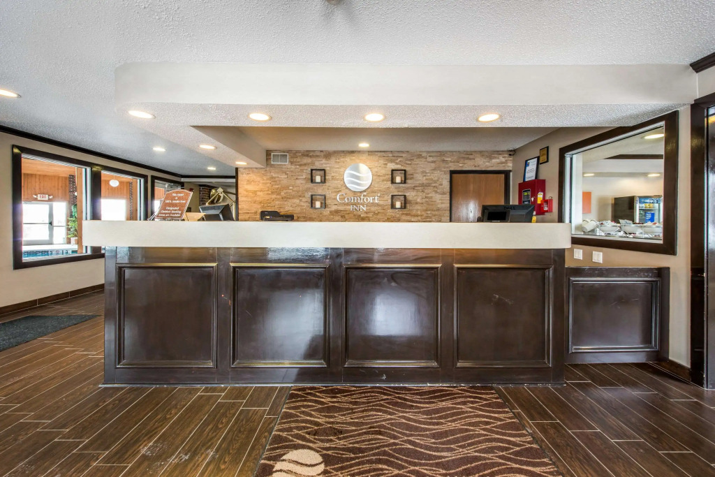 Comfort Inn Weirton - Steubenville