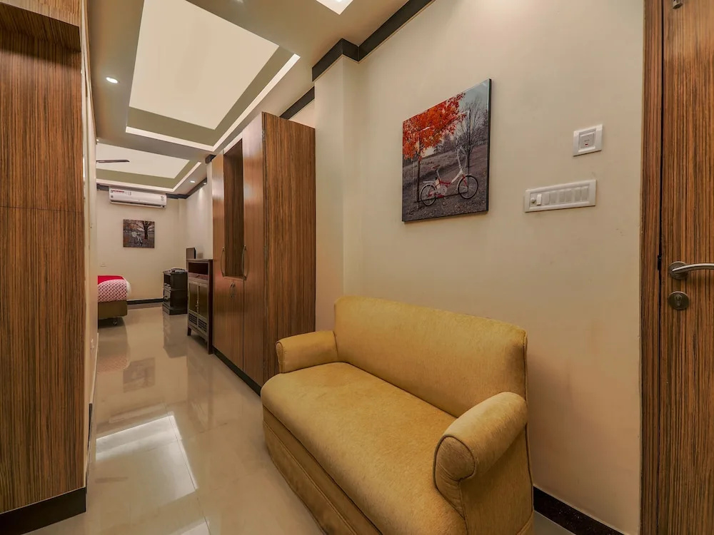 OYO 16719 Airport Guest House