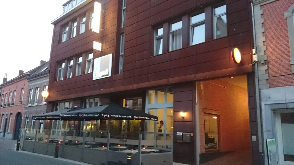 Hotel INGREDI