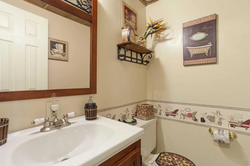 Aquarius Condominium 303