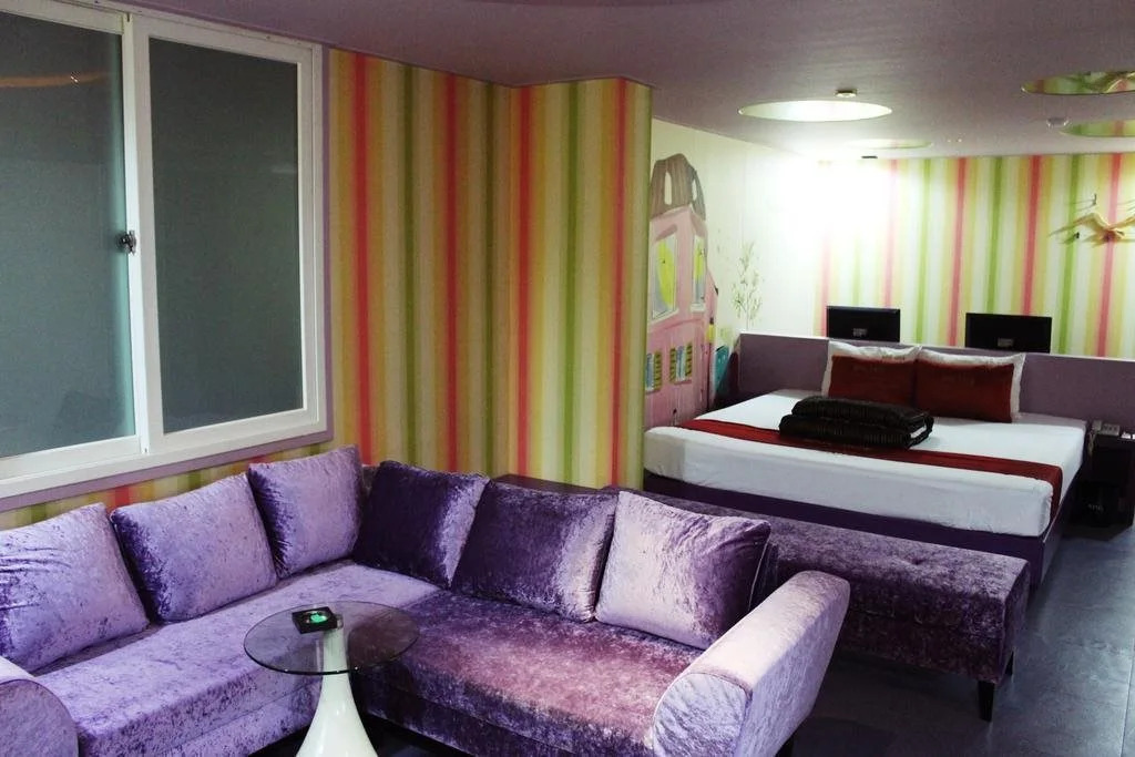 Yangsan Show Hotel