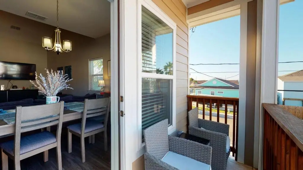 BC201 New Townhome, Heated Pool, Golf Cart Accessible