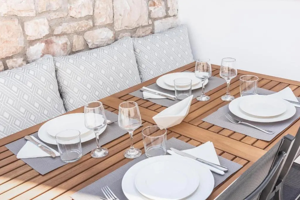 PHOS Brand New House with small Pool in Isterni