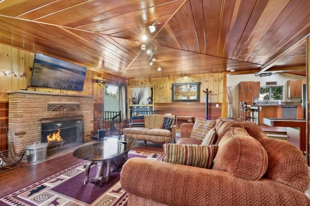 Top Notch Lodge #2056 by Big Bear Vacations